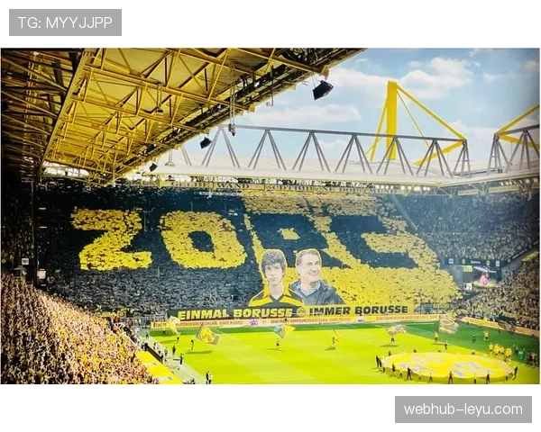 科斯蒂奇关键助攻助埃因霍温终结连败,迎来德甲赛季首胜 科斯蒂奇关键助攻助埃因霍温终结连败,迎来德甲赛季首胜